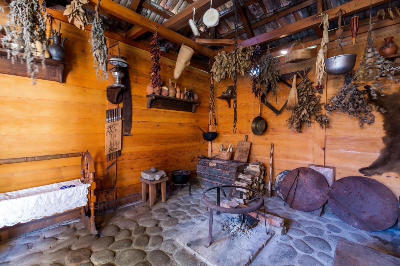 Casa De Khasia Zugdidi Dış mekan fotoğraf