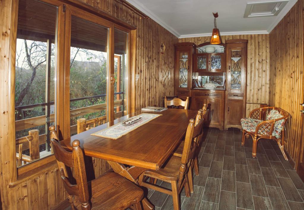 Casa De Khasia Zugdidi Dış mekan fotoğraf
